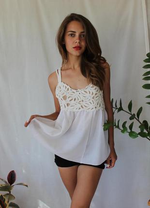 Майка з в'язаним топом