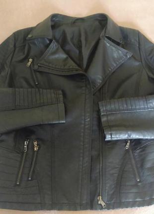 Куртка екошкіра пог 52,плечі 45,рукав 65, довжина 64,по низу 55, талія 48.