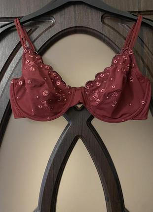 Шикарный , бордовый, с розовыми цветочками, бюстгальтер