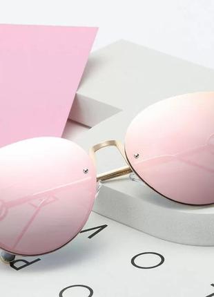 Жіночі дзеркальні сонцезахисні окуляри,, котяче око"в металевій оправі