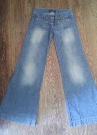 Тонкі джинси - кльош на літо3 фото