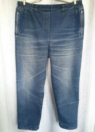 Женские  синие джинсы джогеры c вышивкой, пояс на резинке высокая посадка. джинсовые штаны, брюки1 фото