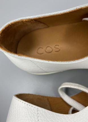 Cos белые кожаные кроссовки кеды натуральная кожа на шнуровке острый носок слипоны rundholz owens3 фото