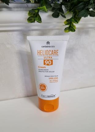 Сонцезахисний крем для нормальної та сухої шкіри cantabria labs heliocare ultra 90 cream spf 50+