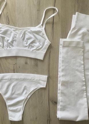 Білі базові лосини з мікрофібри з моделюючим ефектом