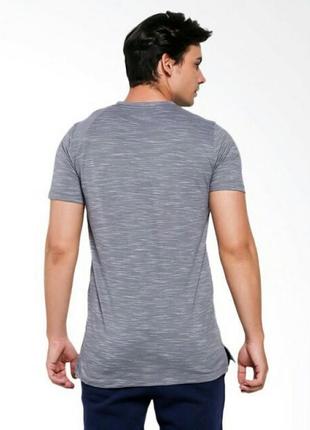 Футболка under armour sportstyle core v neck tee сер.7 фото