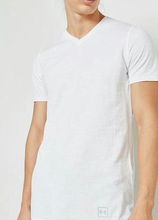 Футболка under armour sportstyle core v neck tee бел.10 фото