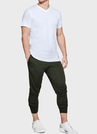 Футболка under armour sportstyle core v neck tee бел.2 фото