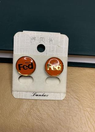 Значки с логотипом