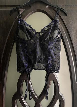 Шикарний, ажурний корсет, з затискачами, для панчіх