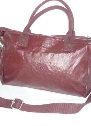Kipling якісна практична сумка з довгим ременем крепкая сумка три ручки влагозащита цвет марсала