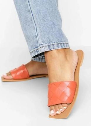 Кожаные сланцы