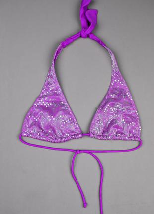 Гарний верх від купальника