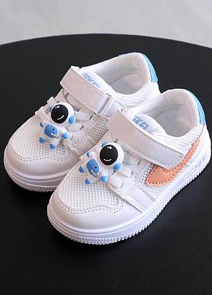 🦋стильні кросівки.