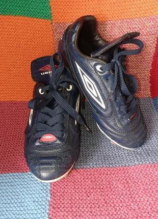 Бутси umbro stinger junior uk12 eu31
