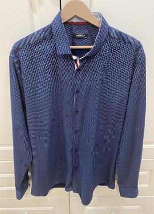 Мужская рубашка в идеальном состоянии р xl. нюансов нет- практически не одевалась