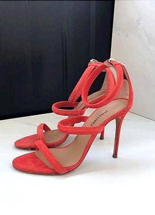 Брендові червоні замшеві босоніжки на підборах 40 розмір pura lopez