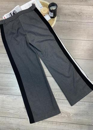 Новые стильные брюки united colors of benetton из свежих моделей5 фото