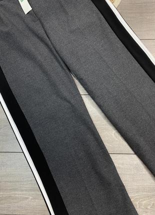 Новые стильные брюки united colors of benetton из свежих моделей4 фото