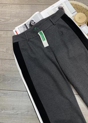 Новые стильные брюки united colors of benetton из свежих моделей3 фото