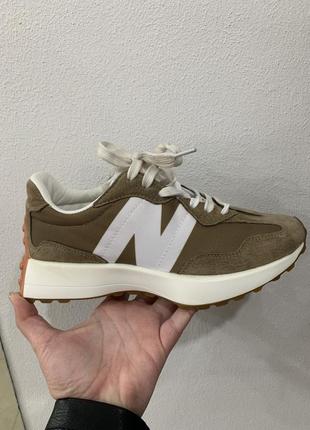 Кросівки new balance