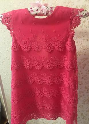 Нарядное малиновое ажурное платье