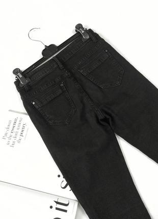 Чорні базові джинси скінні skinny з необробленим краєм вкорочені4 фото