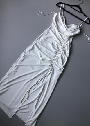Трендовое платье zara колекция 2022 плаття миди с драпировкой сукня зара  з драпіруванням білизняного стилю8 фото