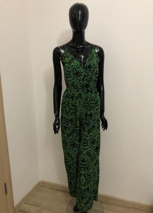 Комбінезон з штанами