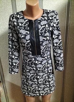 Комбінезон з шортами