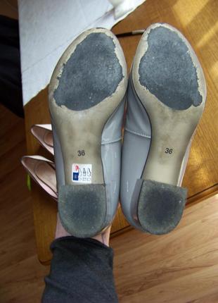 Сірі туфлі лакові натуральні на невеликому стійкому каблуці 36р steizer9 фото