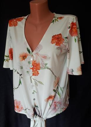 Нежная трикотажная блуза с завязкой спереди в цветочный  принт new look (размер 12)3 фото