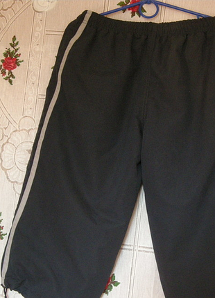 Капрі"brooker"нові,р. 48-50,80 грн.