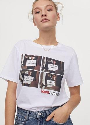 Стильна футболка з надписом футболка с надписью