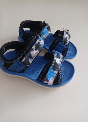 Санлали clarks sutting ware