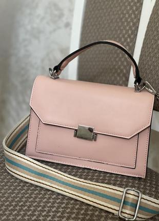 Пудровая сумочка на плечо кроссбоди италия клатч