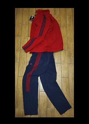 Якісний спортивний костюм adidas