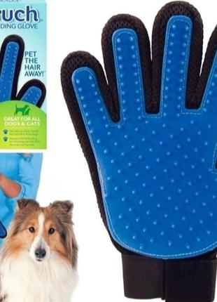 Перчатка для вычесывания шерсти у собак и кошек true touch1 фото