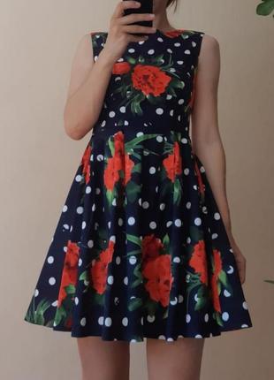 Платье в цветы