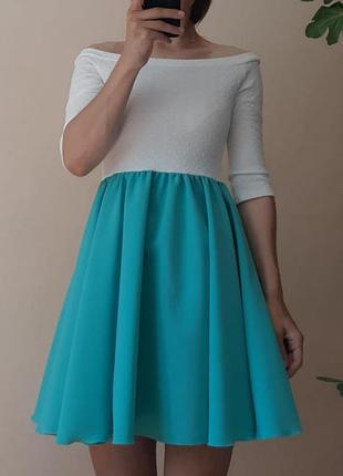 Ошатне плаття з відкритими плечима