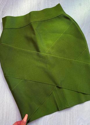 Роскошная зелёная бандажная мини юбка xs my bandage dress