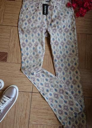 Женские летние джинсы в рисунок джинсовые брюки штаны размер 46/482 фото
