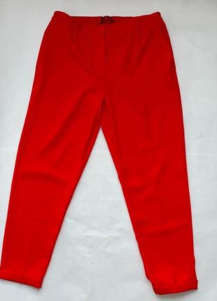 Штани червоні стрілки