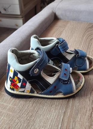 Босоніжки босоніжки 25 розмір