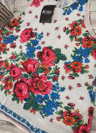 Блуза в шикарные цветы2 фото