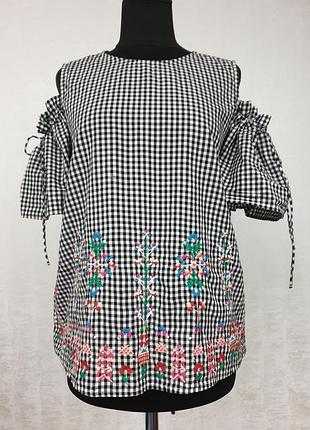 Stradivarius эффектная блуза