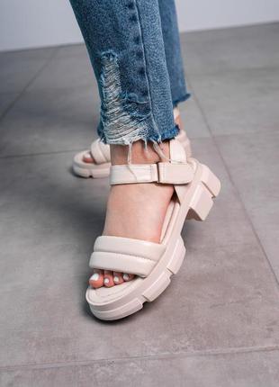 3635☀️босоніжки на платформі в штучній шкірі👑