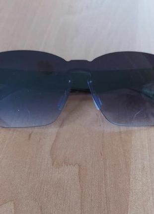 Солнцезащитные очки  цельные с градиентными стеклами3 фото