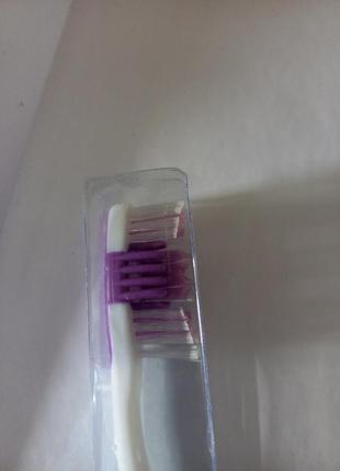 Зубна щітка3 фото