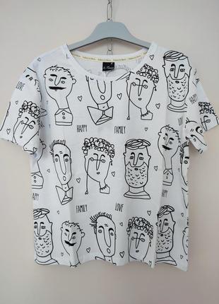 Футболка